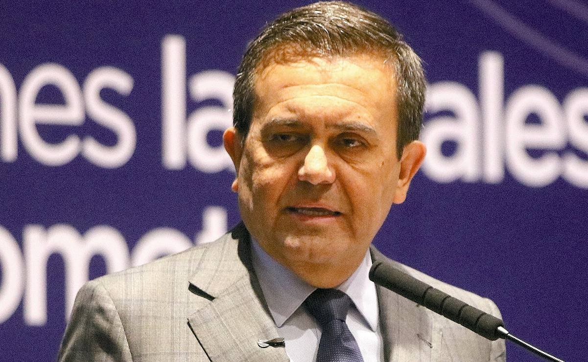 exsecretario economia iidefonso guajardo